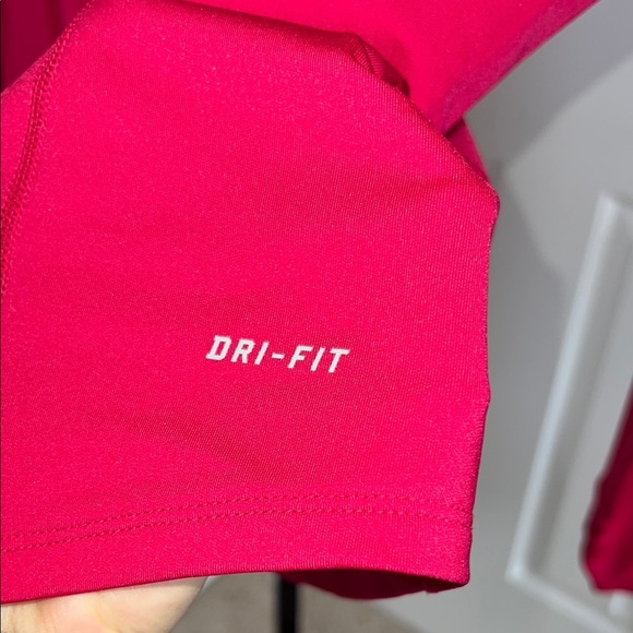 Nike‎ Red Half-Zip Dri-FIT Top - Picture 5 of 8